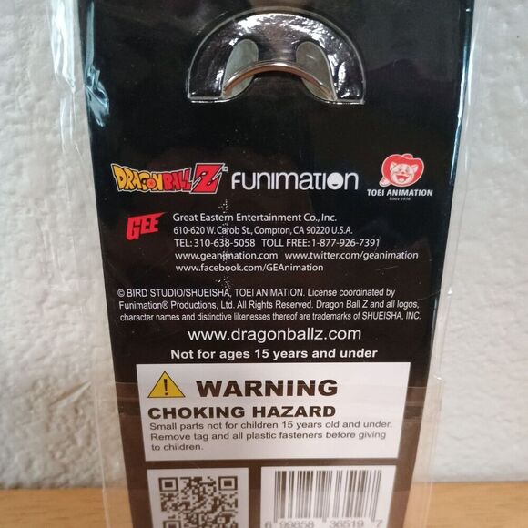 New Sealed Limited Edition Dragon Ball Z Goku Keychain Funimation - Picture 2 of 4